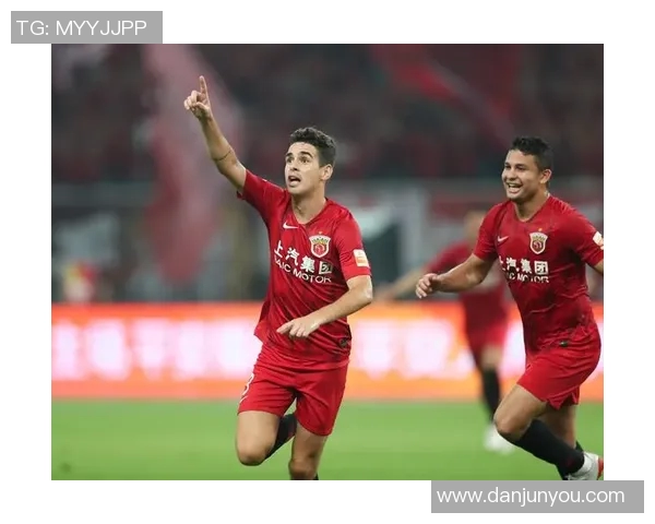 中超精彩对决卓尔迎战河南建业争夺胜利与荣耀